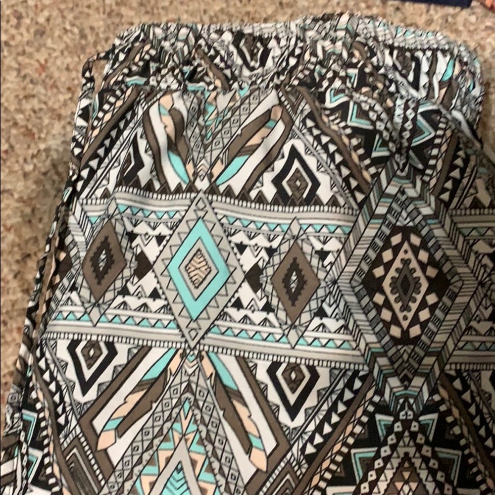 Tribal print capris
